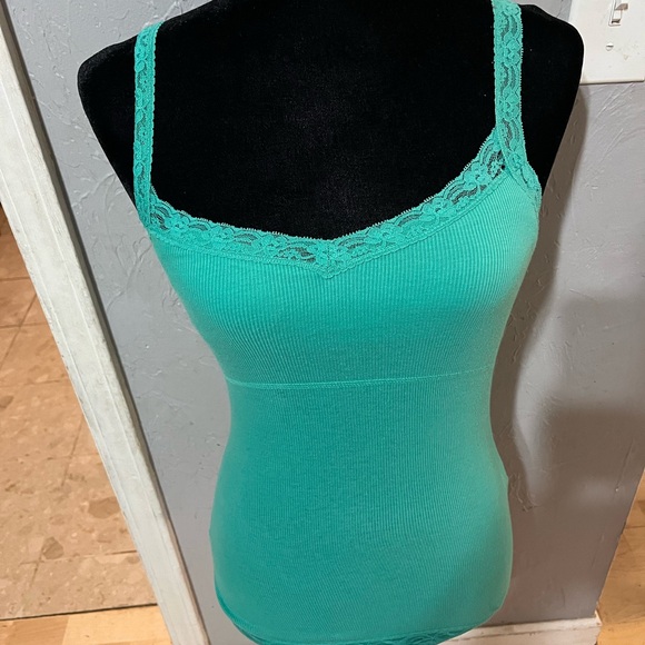 Green tank too size XS - Picture 2 of 2